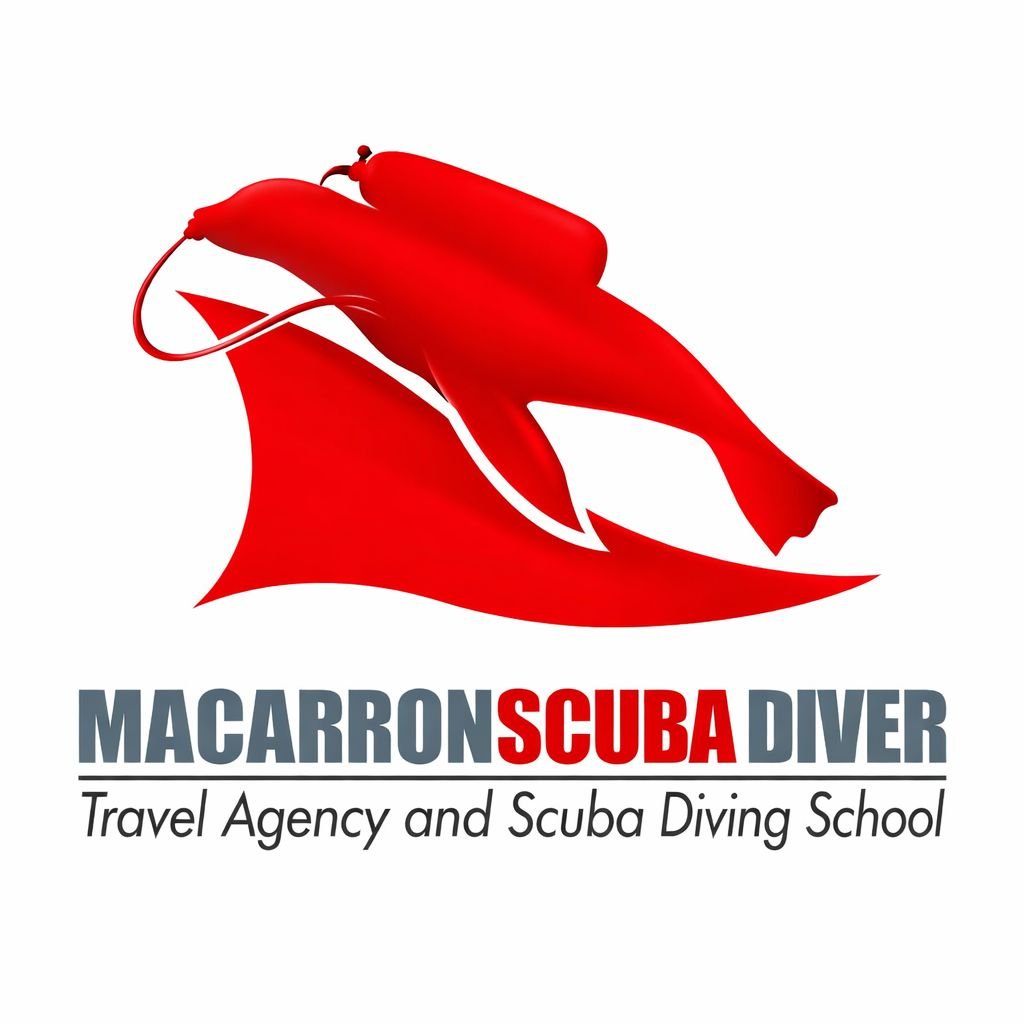 MACARRONSCUBA DIVER